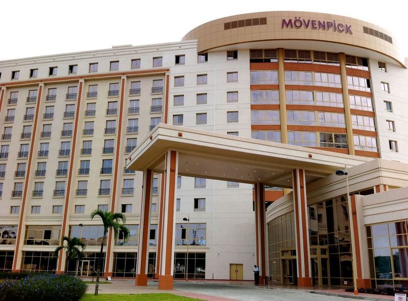 Moevenpick Ambassador Hotel Accra Bagian luar foto