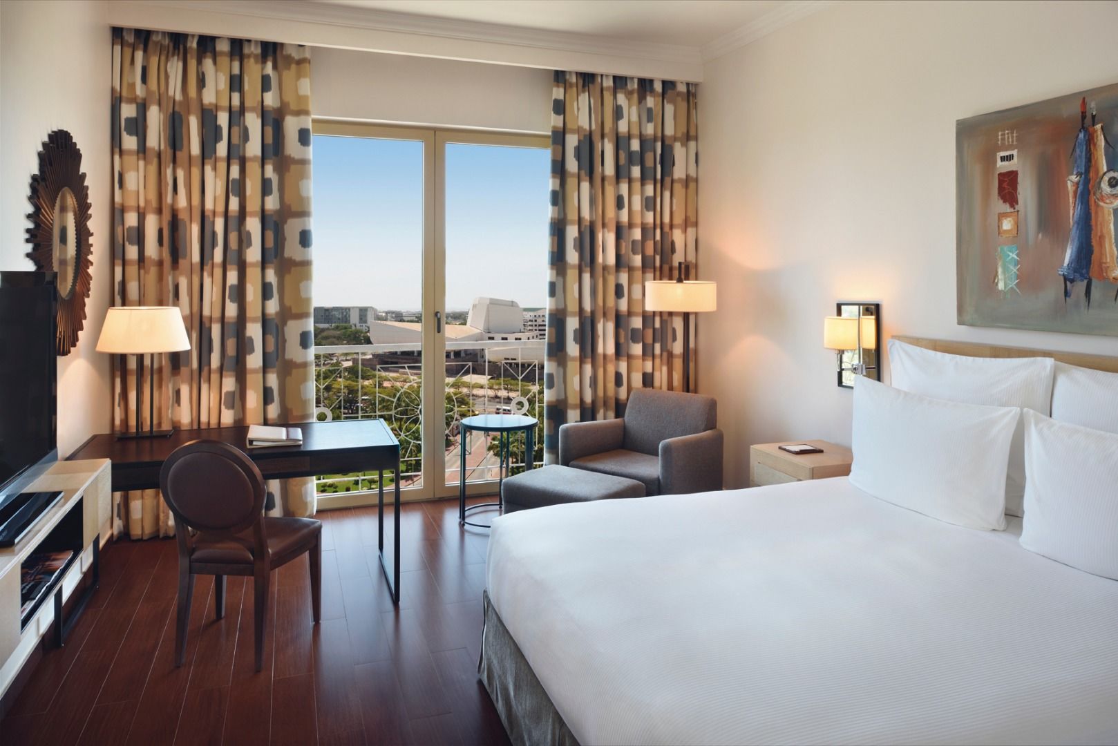 Moevenpick Ambassador Hotel Accra Ruang foto