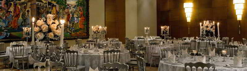 Moevenpick Ambassador Hotel Accra Bagian luar foto