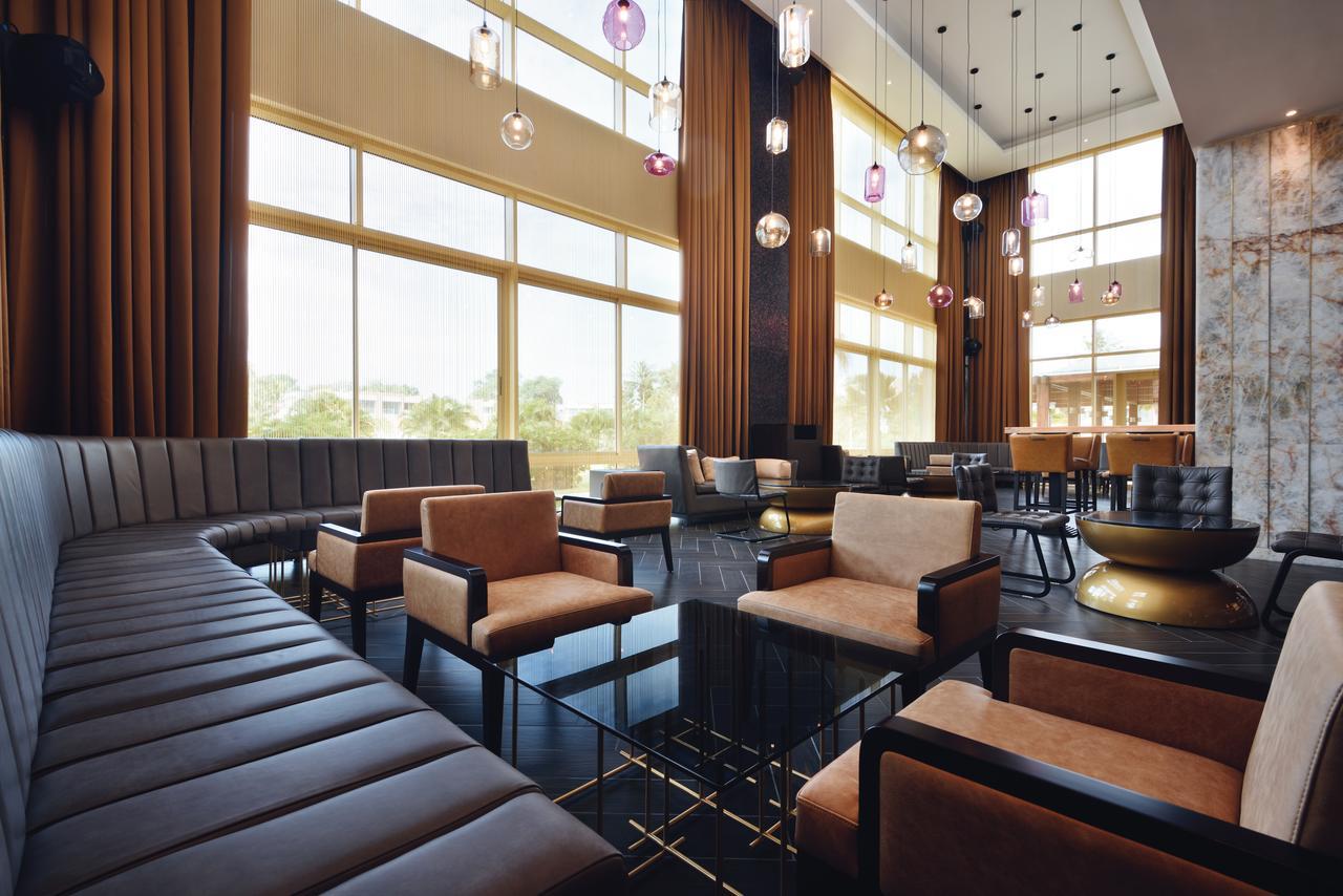 Moevenpick Ambassador Hotel Accra Bagian luar foto