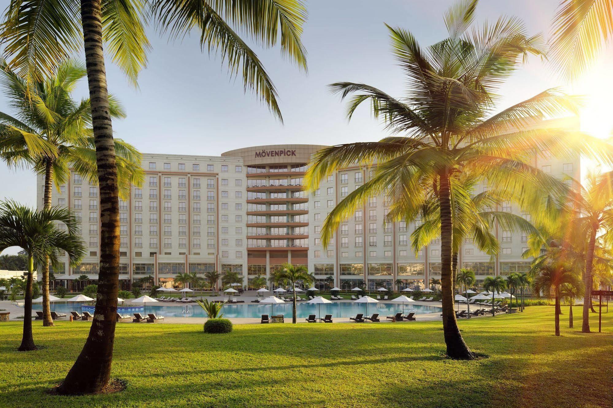 Moevenpick Ambassador Hotel Accra Bagian luar foto